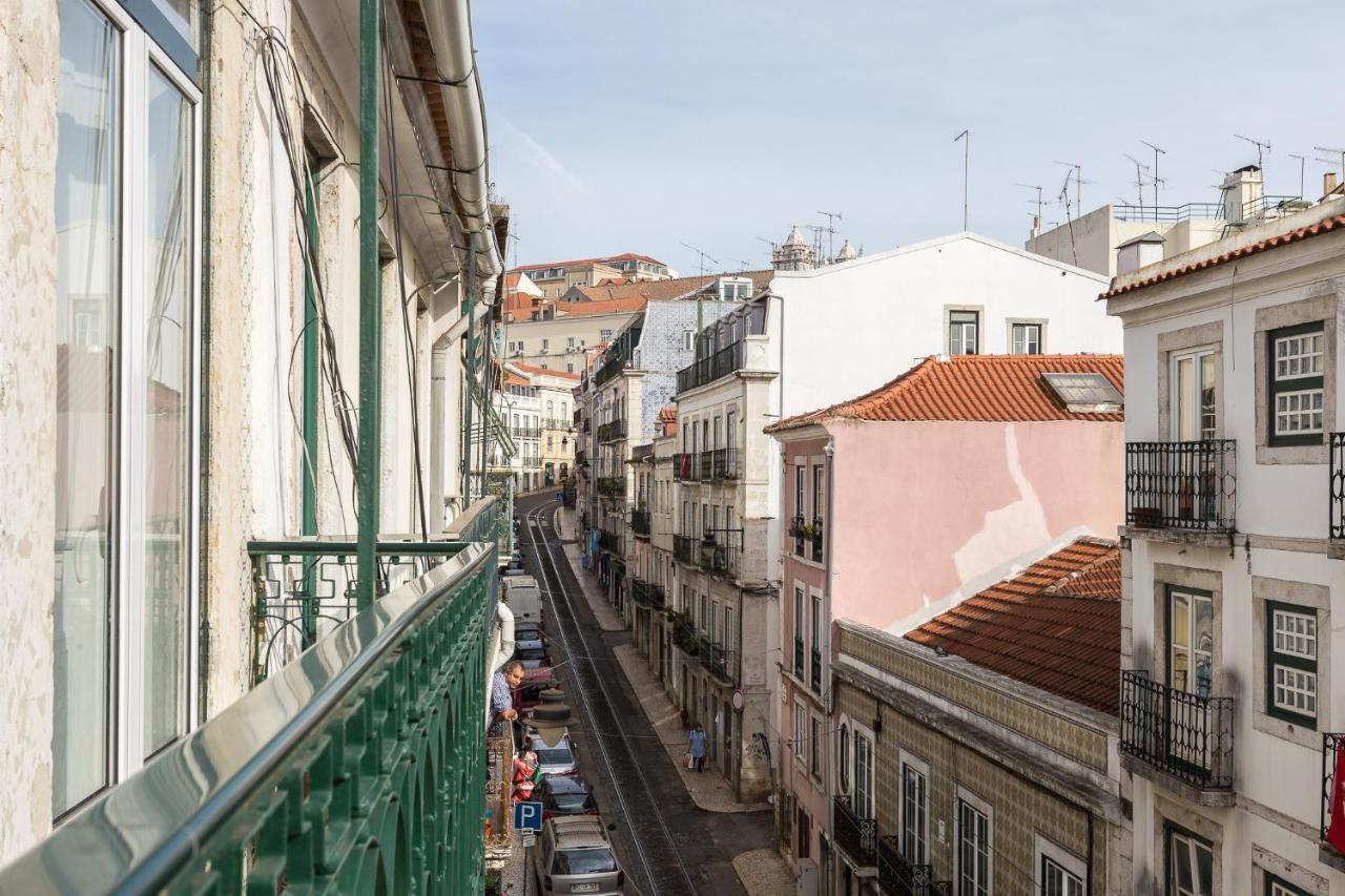 World Travelers Hotel Lisbon Exterior photo
